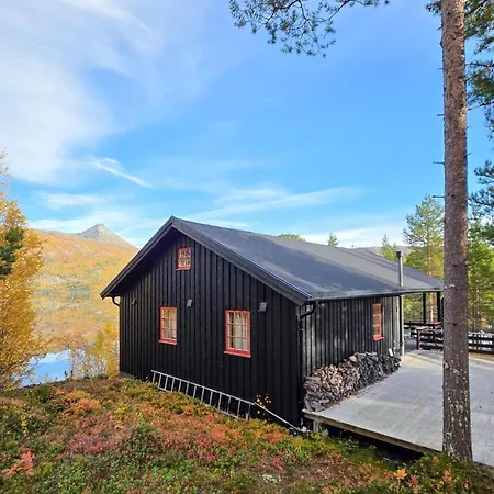 Cozy In With House A Mountain View Feriehus